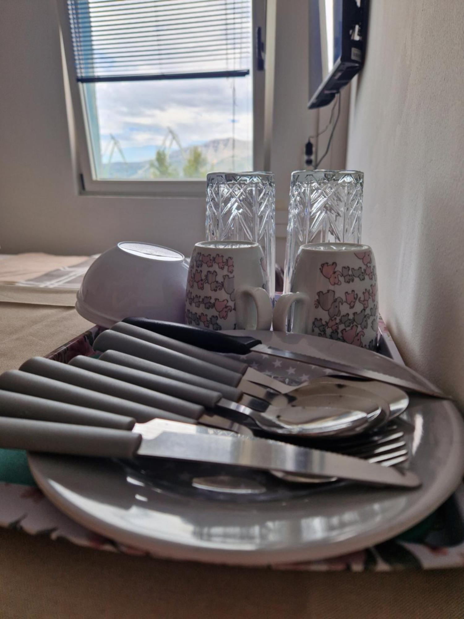 Ensuite Stay Rooms Split Luaran gambar