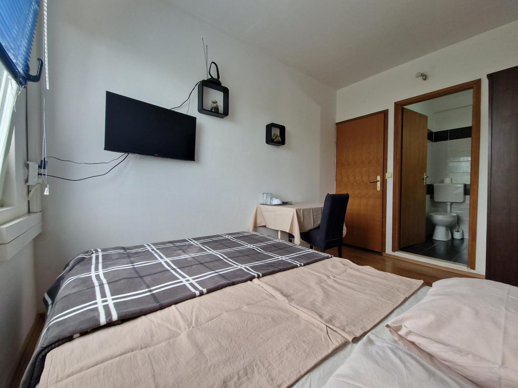 Ensuite Stay Rooms Split Luaran gambar