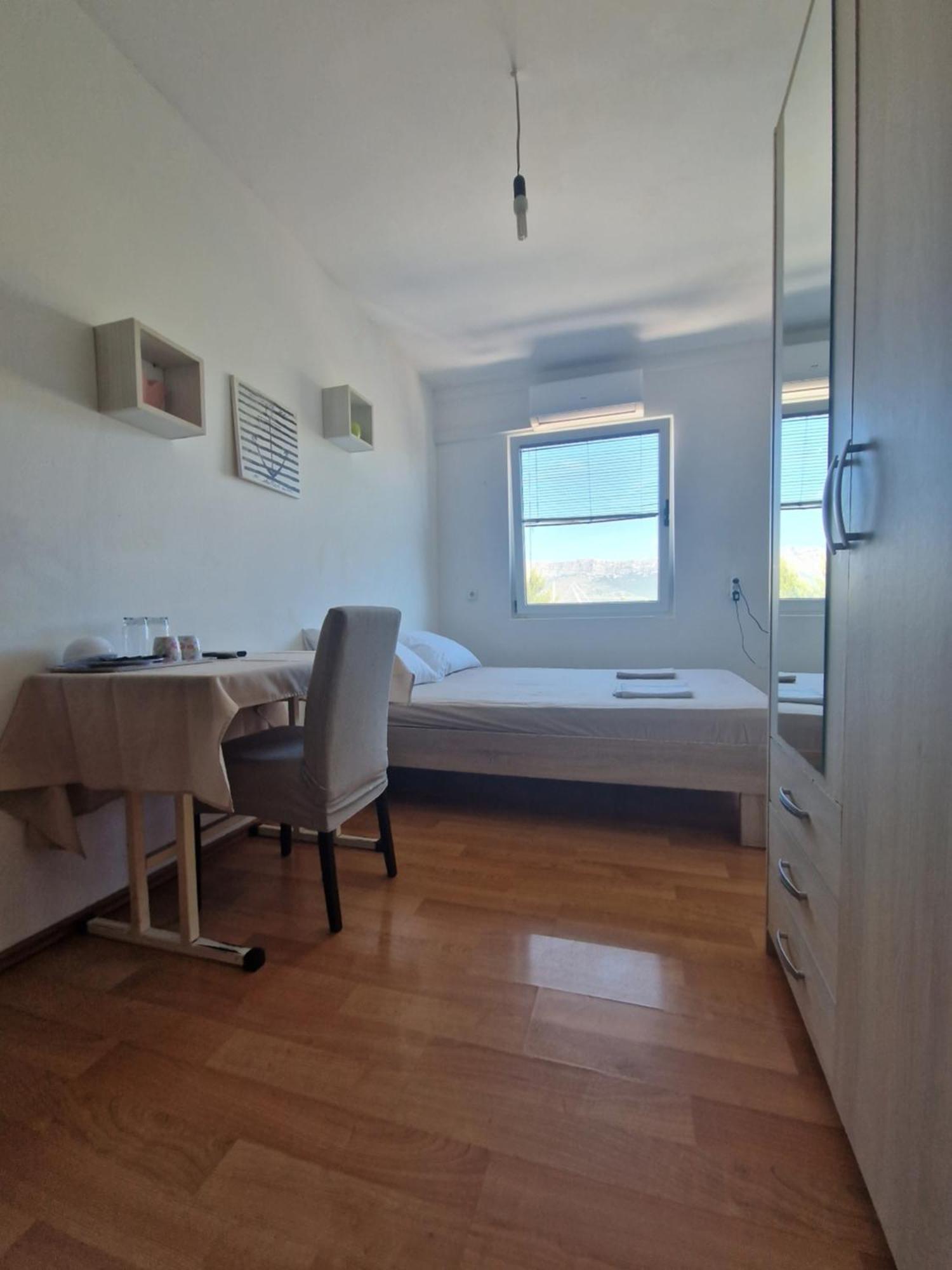 Ensuite Stay Rooms Split Luaran gambar