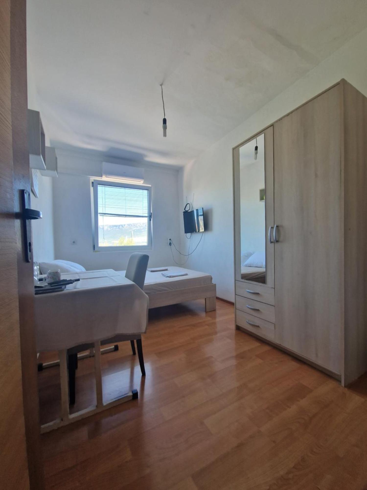 Ensuite Stay Rooms Split Luaran gambar